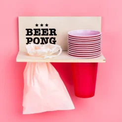 Ditverzinjeniet Drankspelletjes|Beer pong muurplank met bekers en ballen