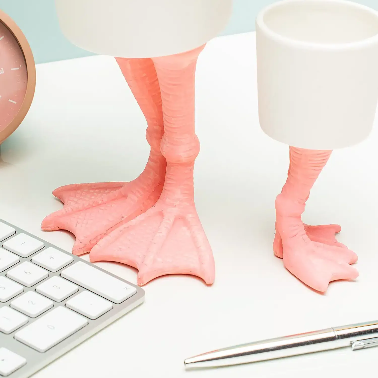 Ditverzinjeniet Bloempotten|Bloempot met flamingopoten