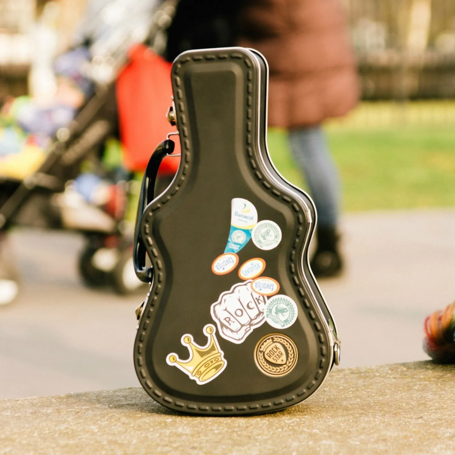 Ditverzinjeniet Muziek|Duurzaam|Gitaarkoffer lunchbox