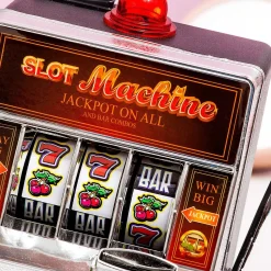 Ditverzinjeniet Drankspelletjes|Vrijgezellenfeestjes|Gokautomaat drankspel met shotglaasjes