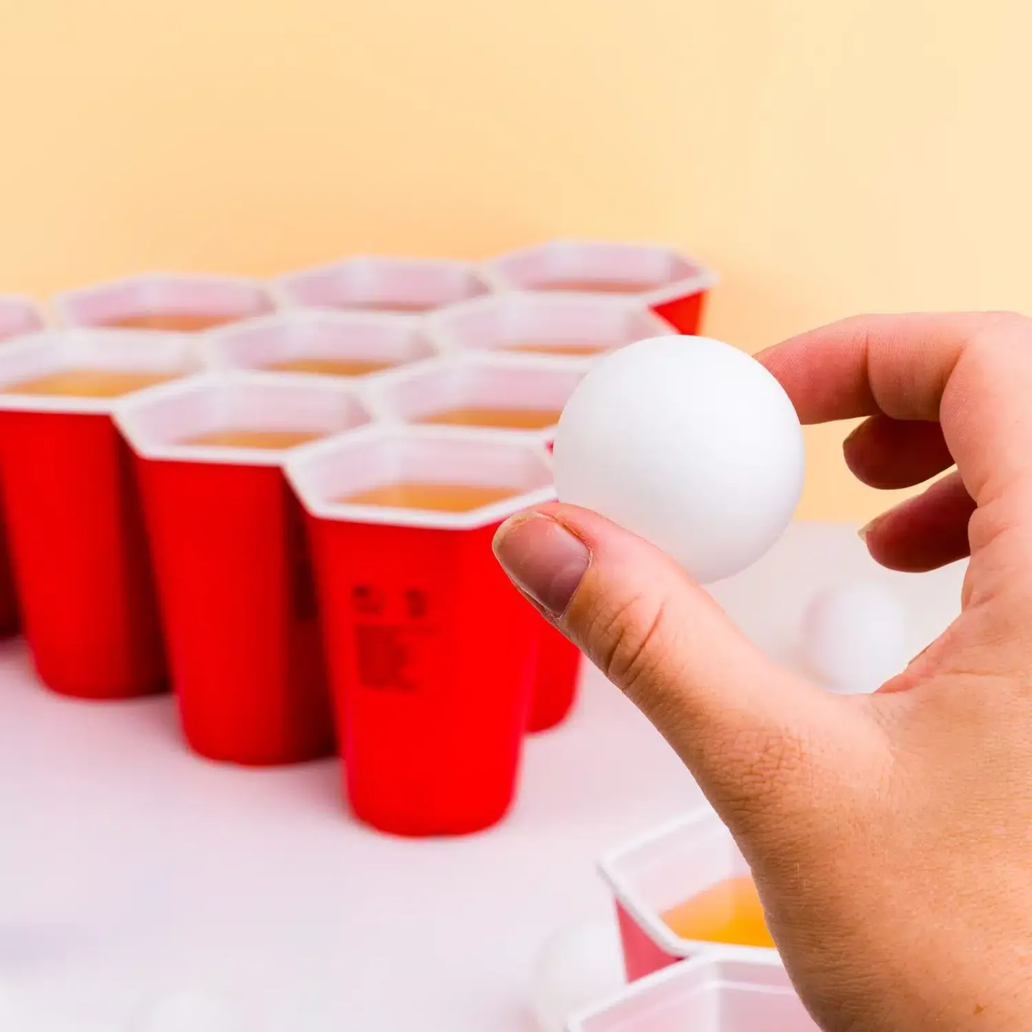 Ditverzinjeniet Drankspelletjes|Hexagon beer pong spel (set van 37)