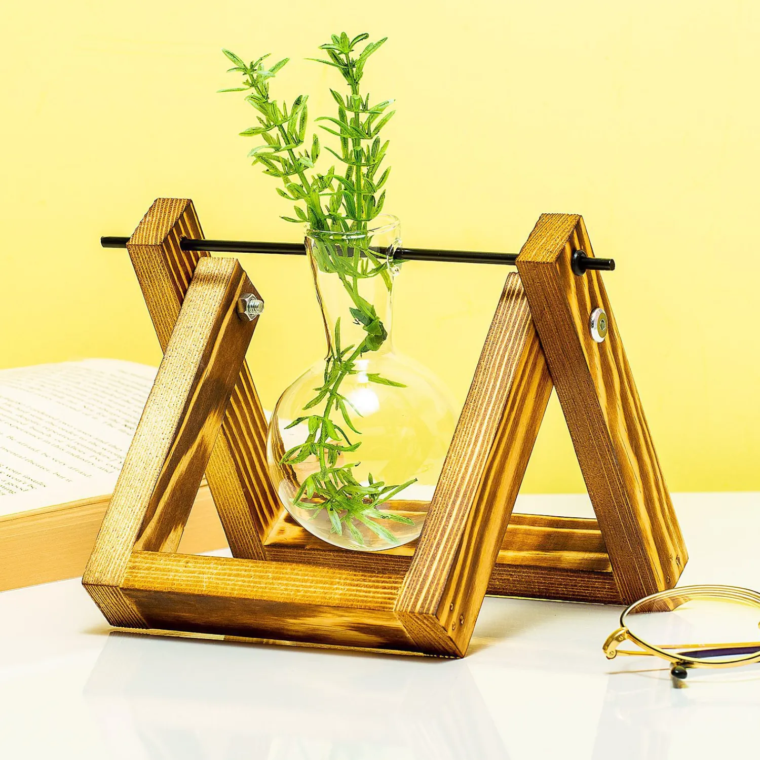 Ditverzinjeniet Vazen|Houten stekjesvaas