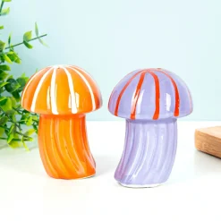 Ditverzinjeniet Peper- En Zoutstellen|Kwallen peper- en zoutstel