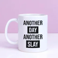 Ditverzinjeniet Mokken & Glazen|Mok Another Day Another Slay