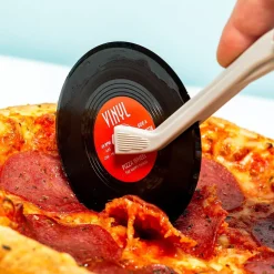Ditverzinjeniet Muziek|Platenspeler pizzasnijder