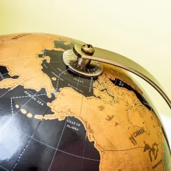 Ditverzinjeniet Reizen|Wereldbol met krasfolie